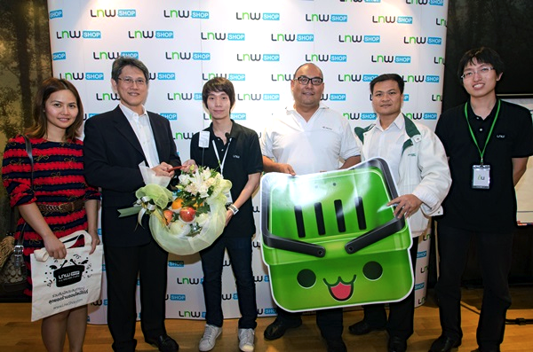 ภาพบรรยากาศ 100,000 LnwShop แสนร้าน